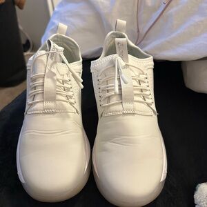 white leather shoes/ nursing school clincal shoes